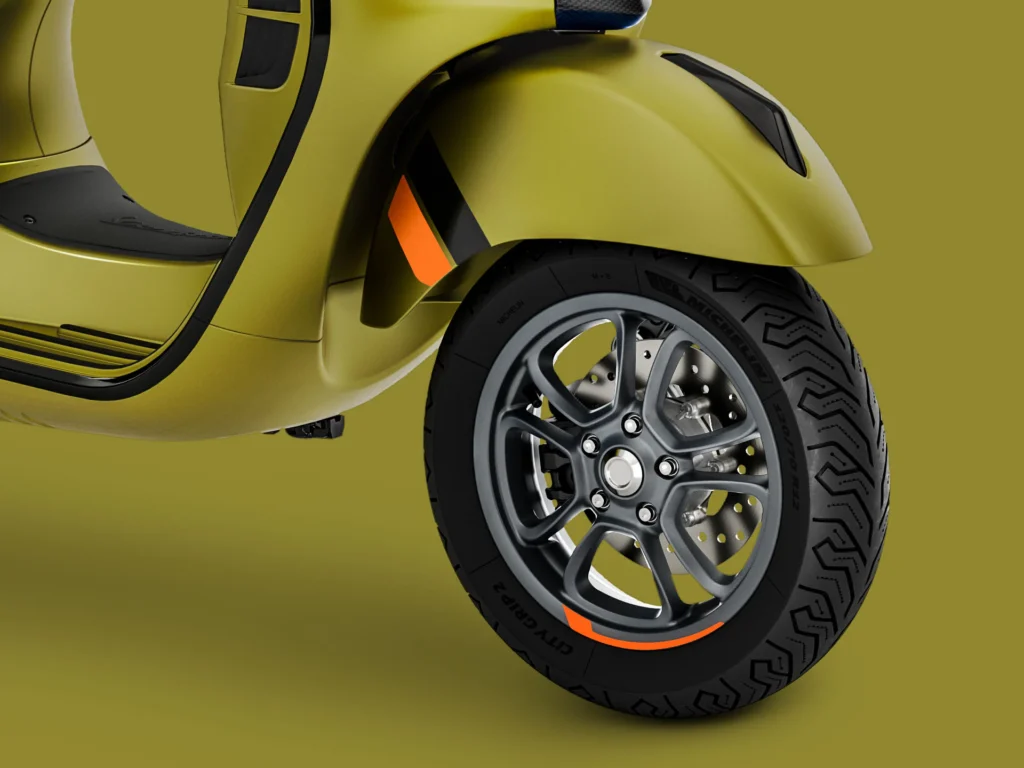 Vespa_Facelift_GTS_Supersport_310_close-up_1920x1440_Ruota+Anteriore_1